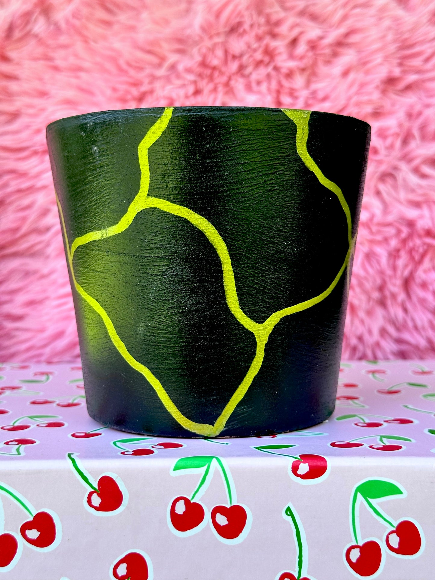 Black Kintsugi Pot